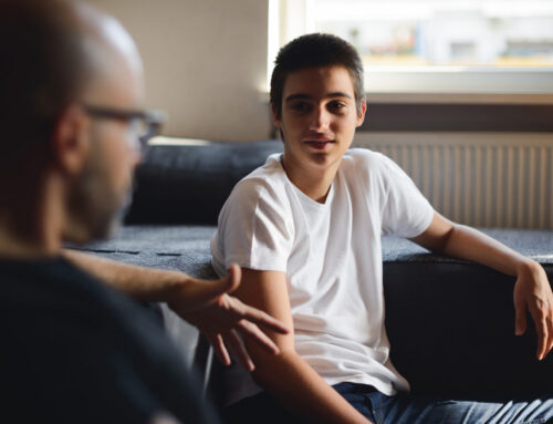 Building Confidence in Teens: How Everyday Conversations Shape Better Decisions